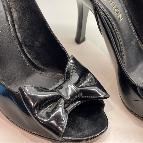 Louis Vuitton Shoes - Picture 3 of 7
